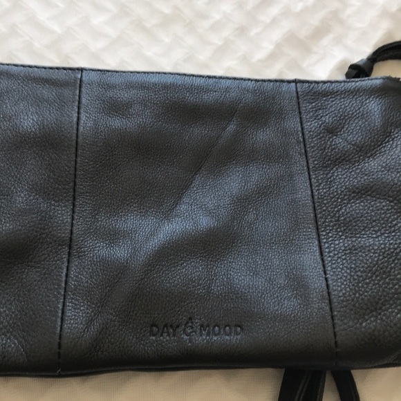 🎉Final Markdown🎉DAY & MOOD Leather Nya Crossbody - Picture 9 of 10